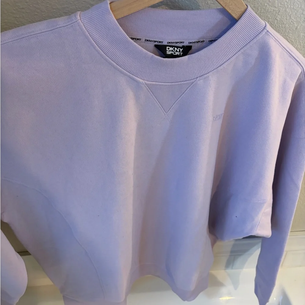DKNY Lavender Women's Crewneck Sweater - Picture 7 of 8